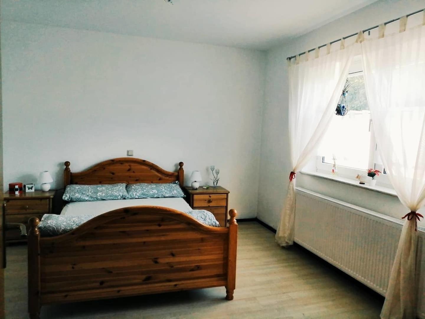 글라덴바흐 76 Qm Whg Im Eg Haus-Wohlfuehloase Vor Der Haustuer 아파트 외부 사진